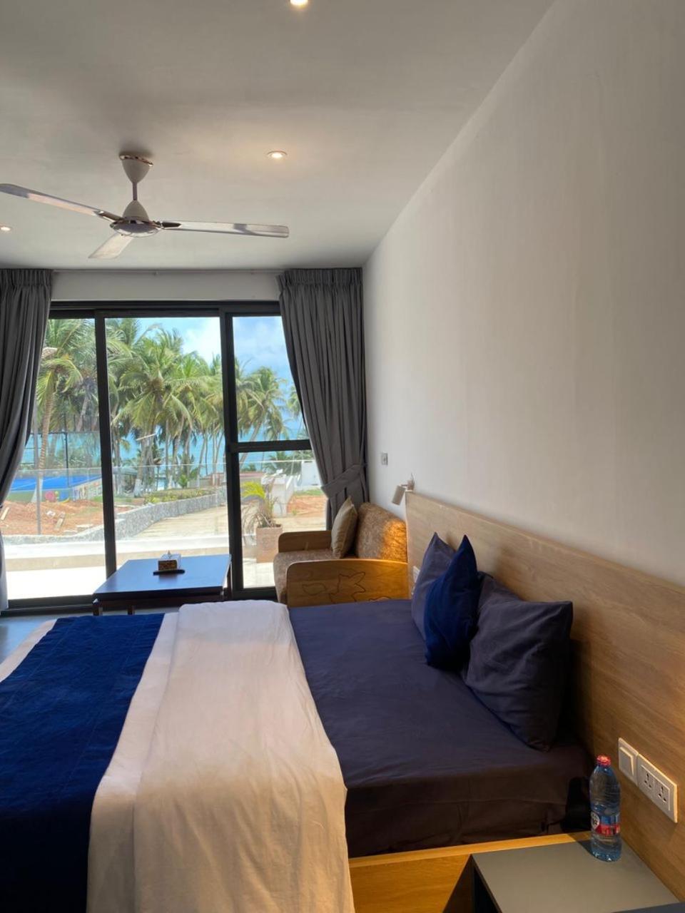 Tills Beach Resort Gomoa Fetteh Exterior photo